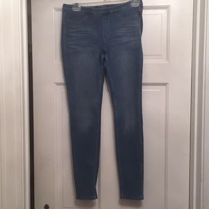 Hue pull on jeans / jeggings - Donate on 4-5-21
